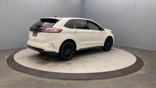 2023 Ford Edge ST Line