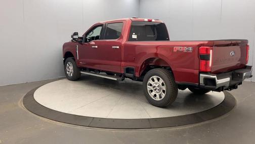 2026 Ford F-350 Lariat Super Duty