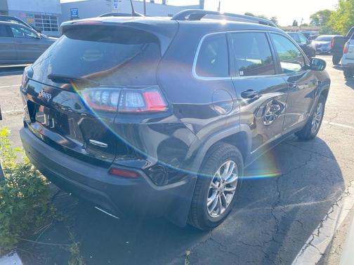 Diamond Black 2022 Jeep Cherokee Latitude Lux