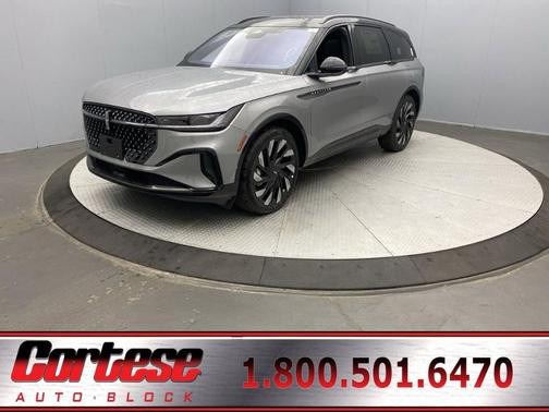 2025 Lincoln Nautilus Reserve