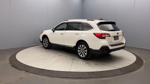 2019 Subaru Outback 2.5i Touring