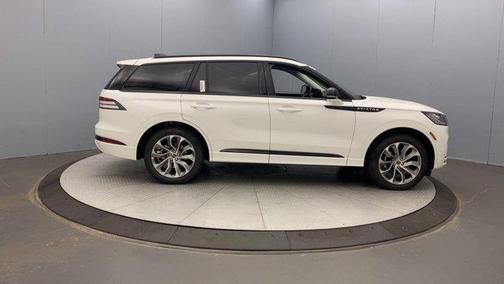 2025 Lincoln Aviator Premiere