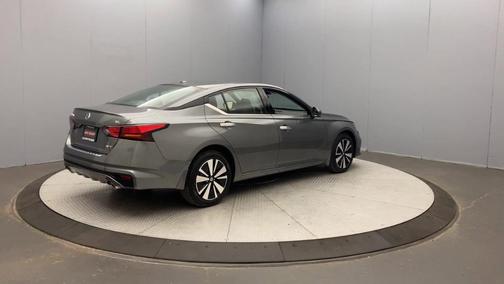 2022 Nissan Altima 2.5 SL