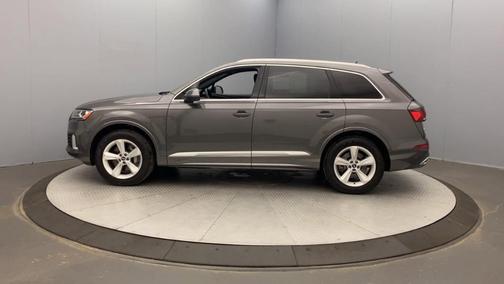 2021 Audi Q7 45 Premium Plus