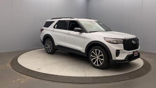 White 2026 Ford Explorer ST-Line