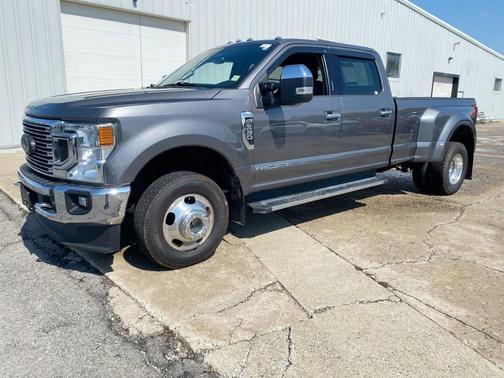 Carbonized Gray Metallic 2021 Ford F-350 Lariat Super Duty