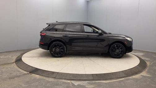2025 Lincoln Corsair Reserve