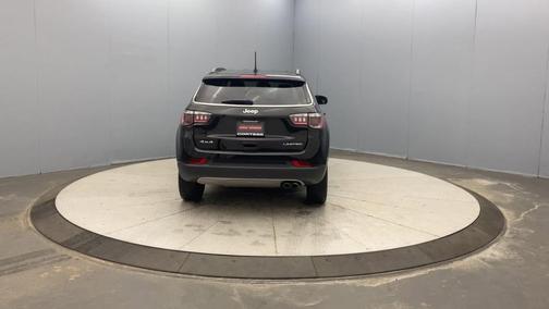 Diamond Black 2022 Jeep Compass Limited