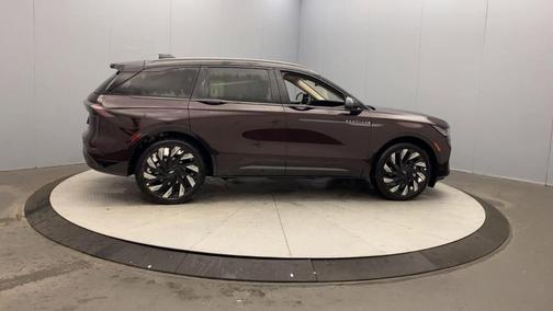 2025 Lincoln Nautilus Reserve