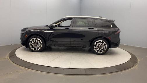 2025 Lincoln Nautilus Reserve