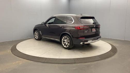Sparkling Brown Metallic 2023 BMW X5 xDrive40i