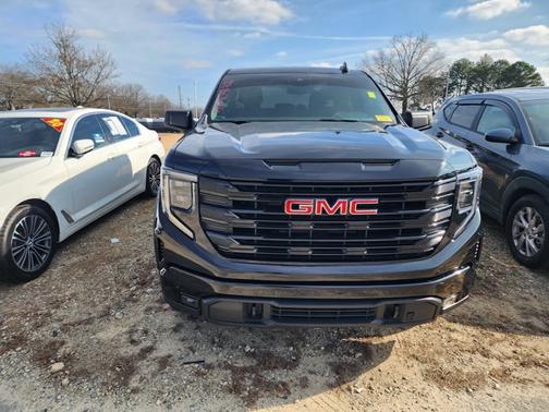 2024 GMC Sierra 1500 Elevation