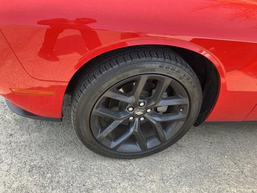 Torred Clearcoat 2023 Dodge Challenger SXT