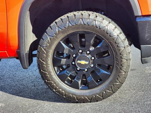 2024 Chevrolet Silverado 2500 Custom