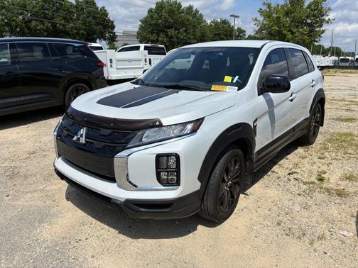 White Diamond 2024 Mitsubishi Outlander Sport Trail Edition