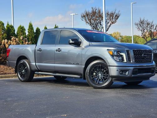 2018 Nissan Titan SV
