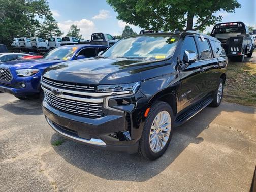 2023 Chevrolet Suburban Premier