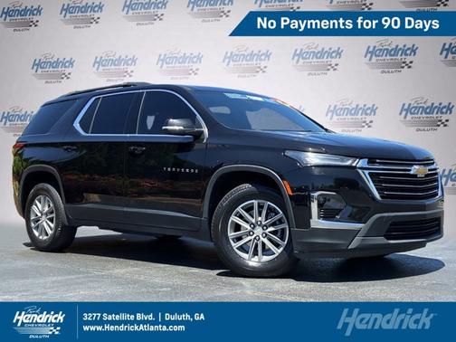 Mosaic Black Metallic 2023 Chevrolet Traverse LT Cloth