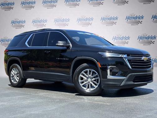 Mosaic Black Metallic 2023 Chevrolet Traverse LT Cloth