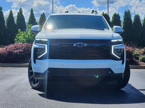 2025 Chevrolet Tahoe RST