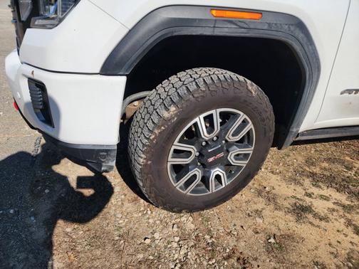 2021 GMC Sierra 2500 AT4