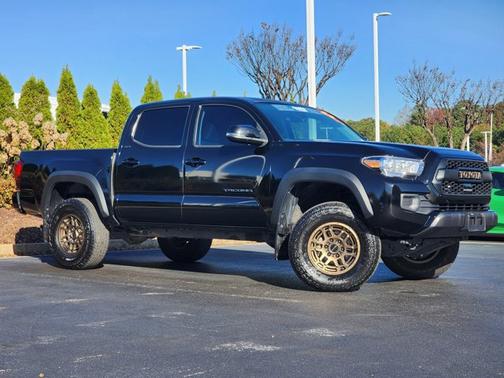 2023 Toyota Tacoma Base