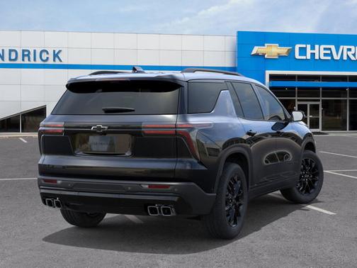 Mosaic Black Metallic 2026 Chevrolet Traverse FWD LT