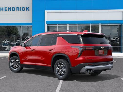 Radiant Red Tintcoat 2026 Chevrolet Traverse FWD LT