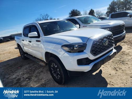 2022 Toyota Tacoma SR