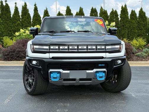 Interstellar White 2025 GMC HUMMER EV SUV 2X