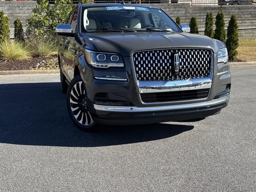 2022 Lincoln Navigator Black Label