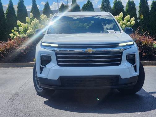 2025 Chevrolet Traverse FWD LT