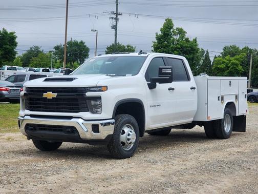 2025 Chevrolet Silverado 3500 Work Truck