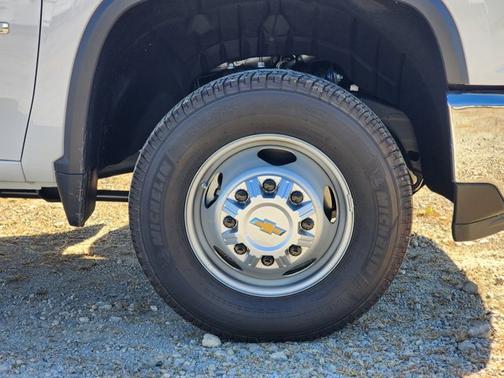 2025 Chevrolet Silverado 3500 Work Truck