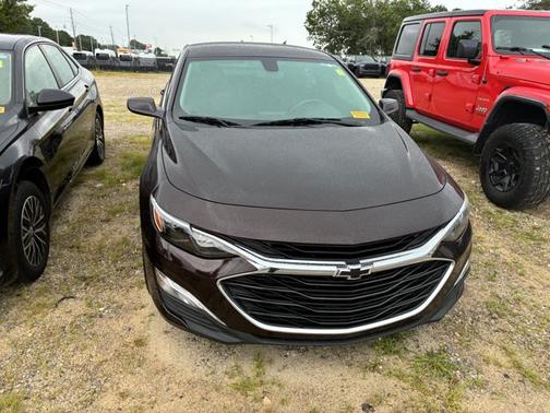 Black Cherry Metallic 2020 Chevrolet Malibu RS