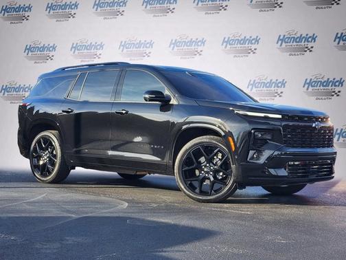 2025 Chevrolet Traverse FWD RS