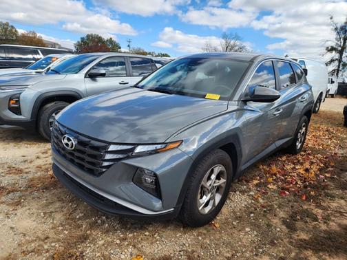 2024 Hyundai TUCSON SE