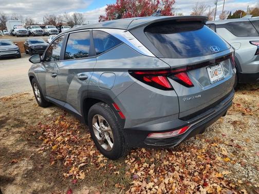 2024 Hyundai TUCSON SE