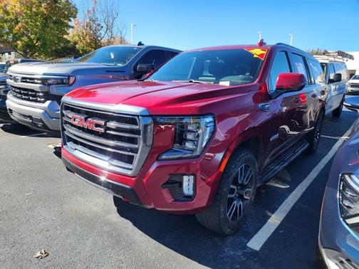 2022 GMC Yukon XL AT4