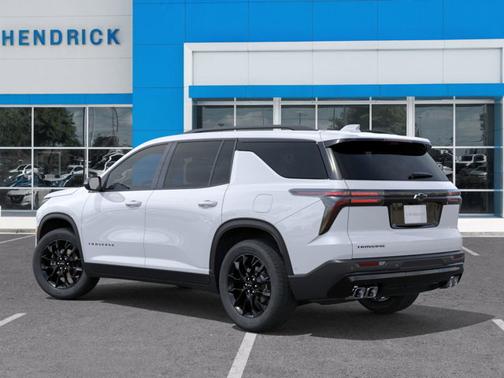 2026 Chevrolet Traverse FWD LT