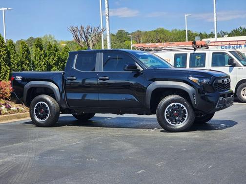 2024 Toyota Tacoma TRD Off Road