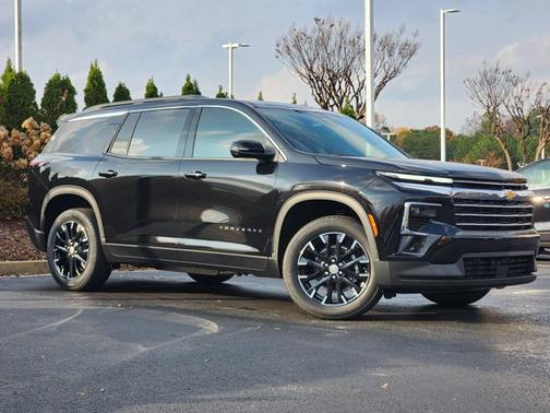 2026 Chevrolet Traverse FWD LT