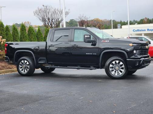 2024 Chevrolet Silverado 2500 Custom
