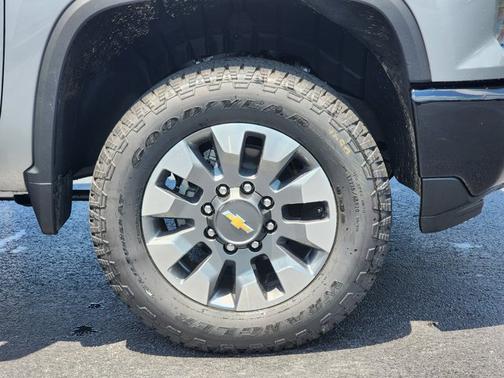 2025 Chevrolet Silverado 2500 Custom