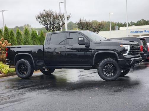 2024 Chevrolet Silverado 2500 High Country