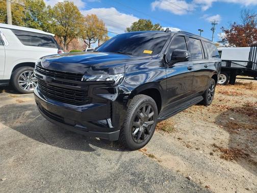 2024 Chevrolet Suburban RST