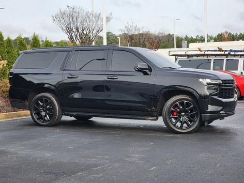 2024 Chevrolet Suburban RST