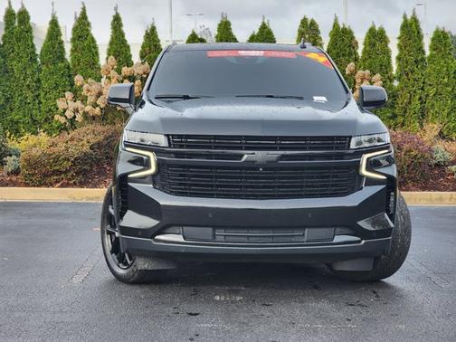 2024 Chevrolet Suburban RST