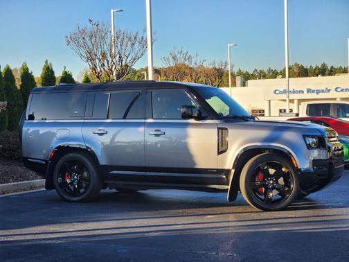 2024 Land Rover Defender X