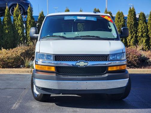 2024 Chevrolet Express 2500 